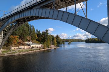 Kuvassa Heinolan rautatiesilta.