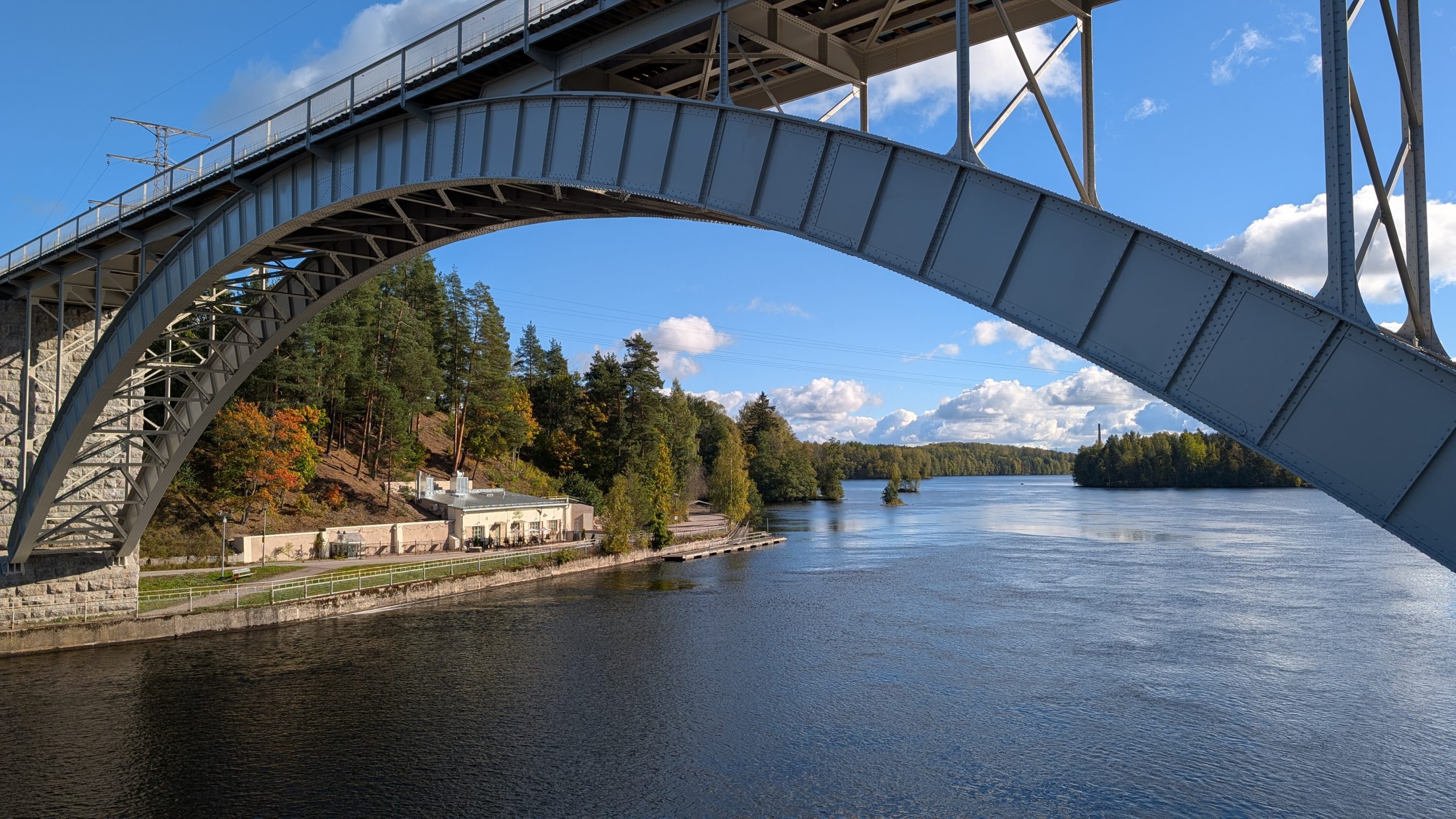 Kuvassa Heinolan rautatiesilta.